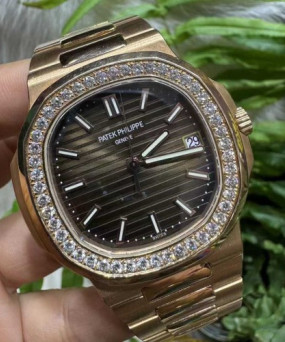 파텍필립 노틸러스 다이아베젤 브라운 금통 시계 워치